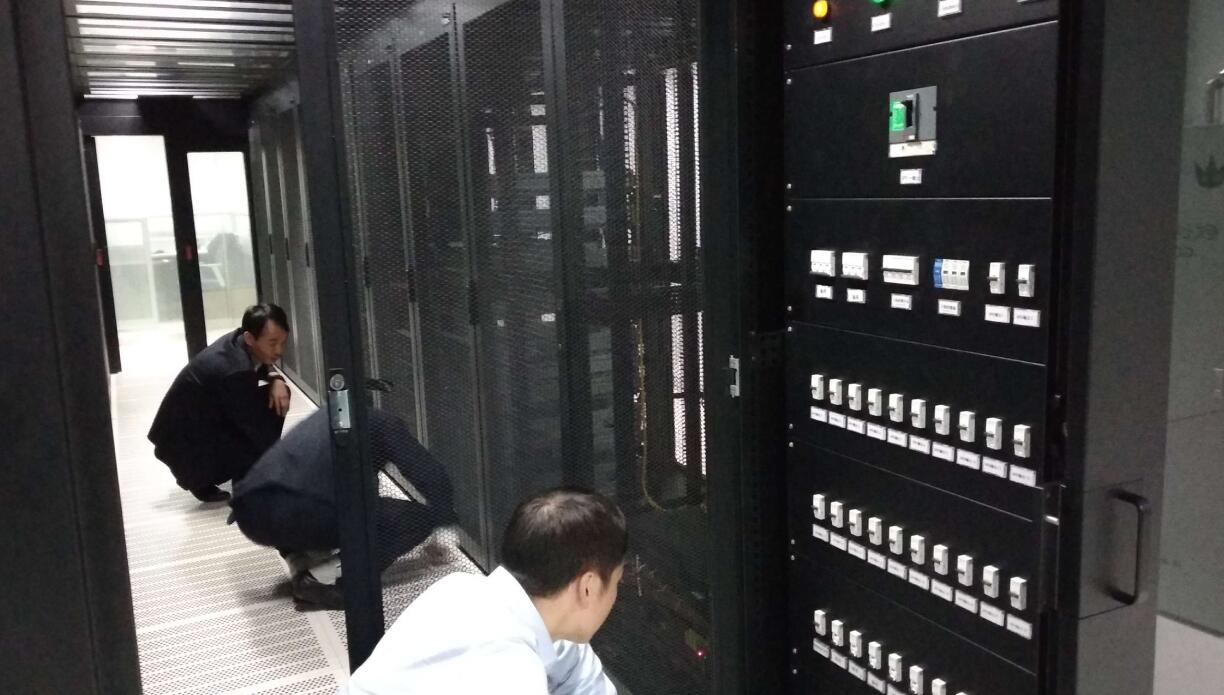 动环监控系统：筑牢关键场景运行安全防线